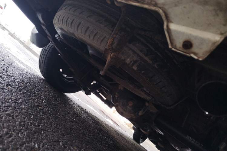 Used BAIC Weiwang M20 2014 1.5L Basic Version DAM15DL Chassis Rear