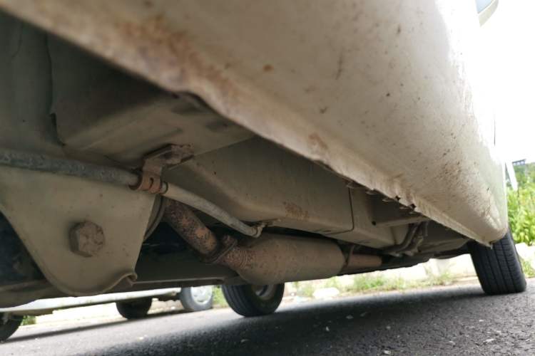 Used BAIC Weiwang M20 2014 1.5L Comfort version DAM15DL Chassis Rear Right