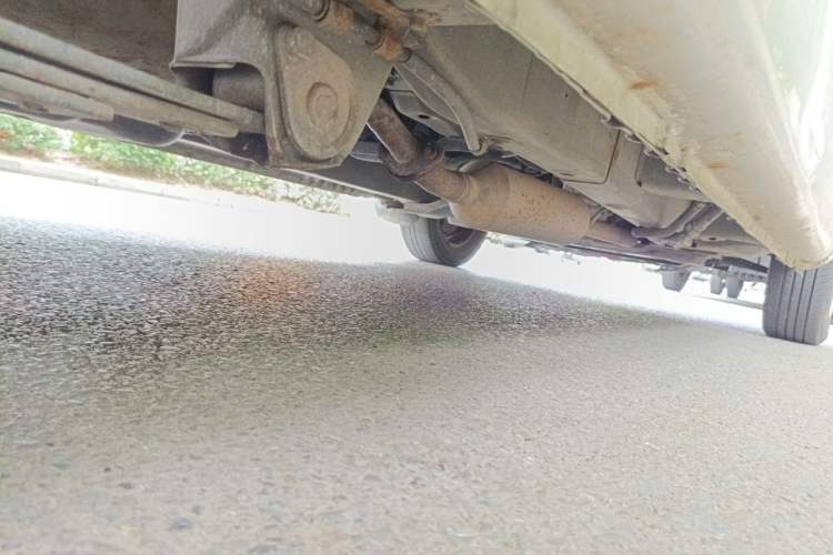 Used BAIC Weiwang M20 2014 1.5L practical type BJ415A Chassis Rear Right