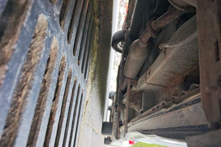 Used BAIC Weiwang M20 2014 1.5L practical type BJ415A Chassis Rear Right