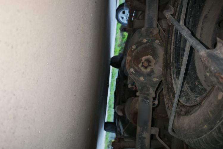 Used BAIC Weiwang M20 2014 1.5L practical type BJ415A Chassis Rear