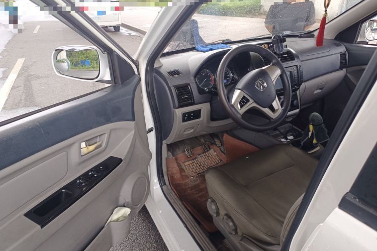 Used BAIC Weiwang M20 2014 1.5L Comfort Version BJ415B Driver Seat