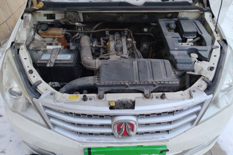 Used BAIC Weiwang M20 2014 1.5L Basic Version DAM15DL Engine Bay