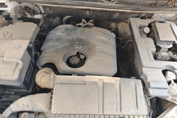 Used BAIC Weiwang M20 2014 1.5L practical type BJ415A Engine Bay