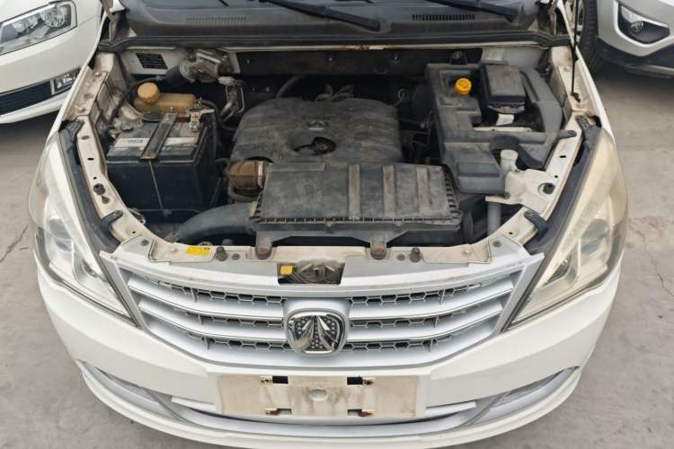 Used BAIC Weiwang M20 2014 1.5L practical type BJ415A Engine Bay