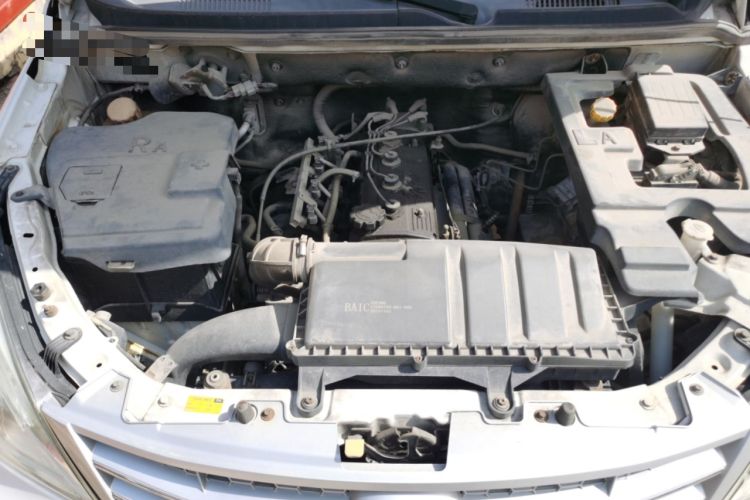 Used BAIC Weiwang M20 2014 1.5L practical type BJ415A Engine Bay