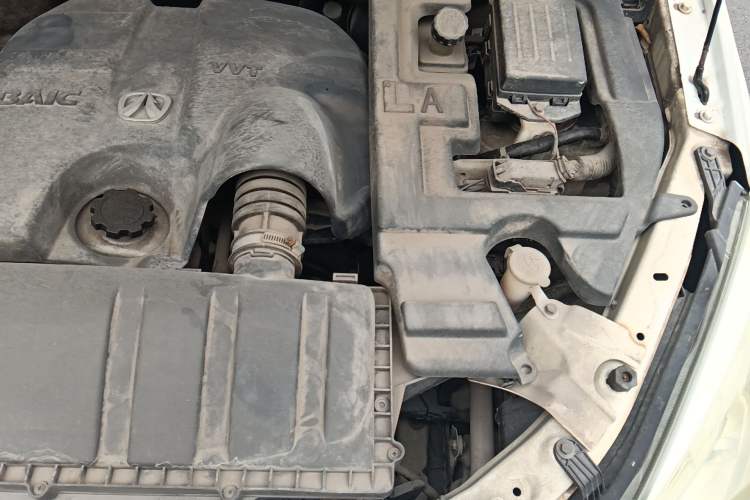 Used BAIC Weiwang M20 2014 1.5L Comfort Version BJ415B Engine Bay Left