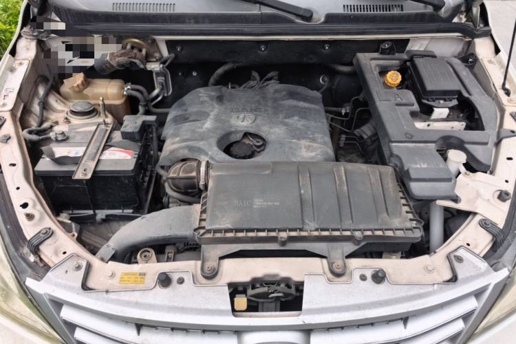 Used BAIC Weiwang M20 2014 1.5L Basic Version BJ415B Engine Bay