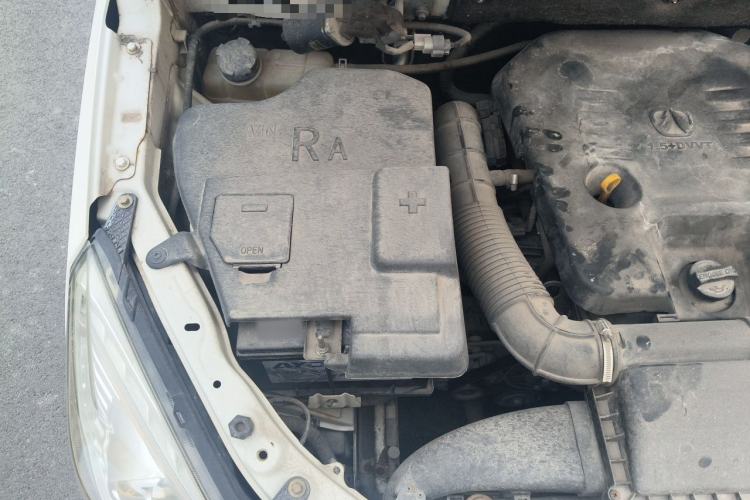 Used BAIC Weiwang M20 2014 1.5L Basic Version DAM15DL Engine Bay Right