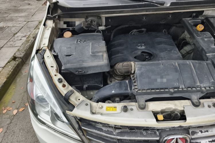 Used BAIC Weiwang M20 2014 1.5L practical type BJ415A Engine Bay Right
