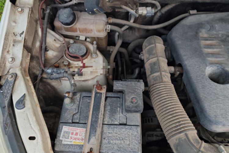 Used BAIC Weiwang M20 2014 1.5L Standard DAM15DL Engine Bay Right