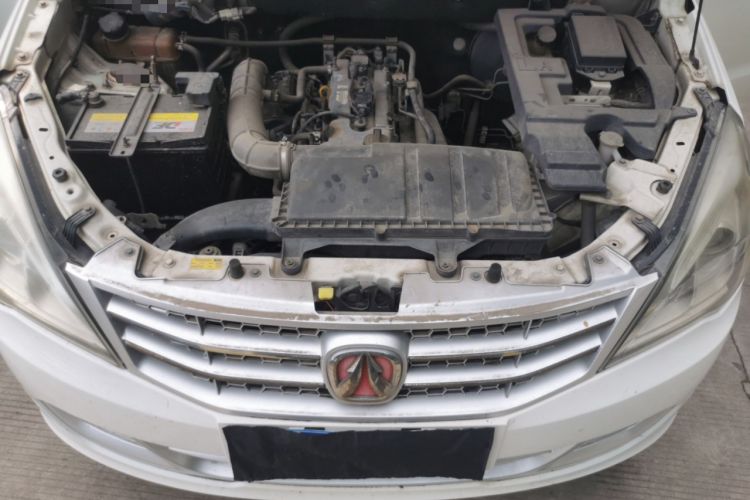 Used BAIC Weiwang M20 2014 1.5L Basic Version DAM15DL Engine Bay