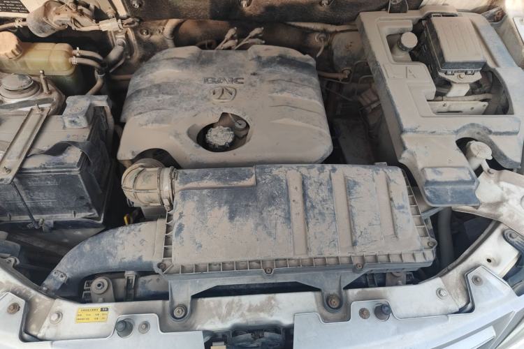 Used BAIC Weiwang M20 2014 1.5L practical type BJ415A Engine Bay