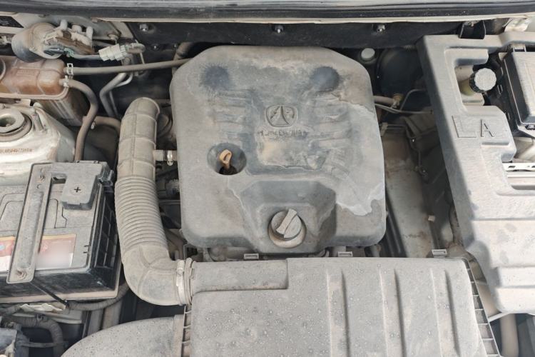 Used BAIC Weiwang M20 2014 1.5L Basic Version BJ415B Engine Bay