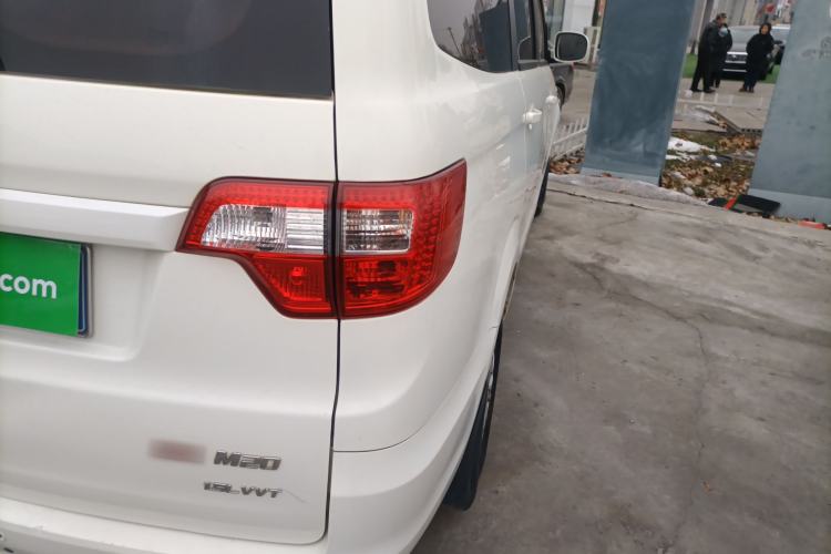 Used BAIC Weiwang M20 2014 1.5L Basic Version DAM15DL Exterior 3