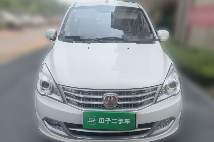 Used BAIC Weiwang M20 2014 1.5L Basic Version DAM15DL Front