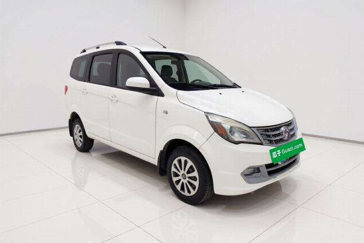 Used BAIC Weiwang M20 2014 1.5L practical type BJ415A Front Right 45 Deg