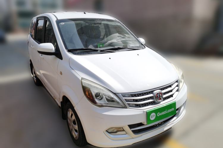 Used BAIC Weiwang M20 2014 1.5L practical type BJ415A Front Right 45 Deg