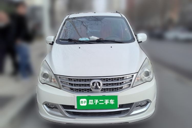 Used BAIC Weiwang M20 2014 1.5L Basic Version DAM15DL Front