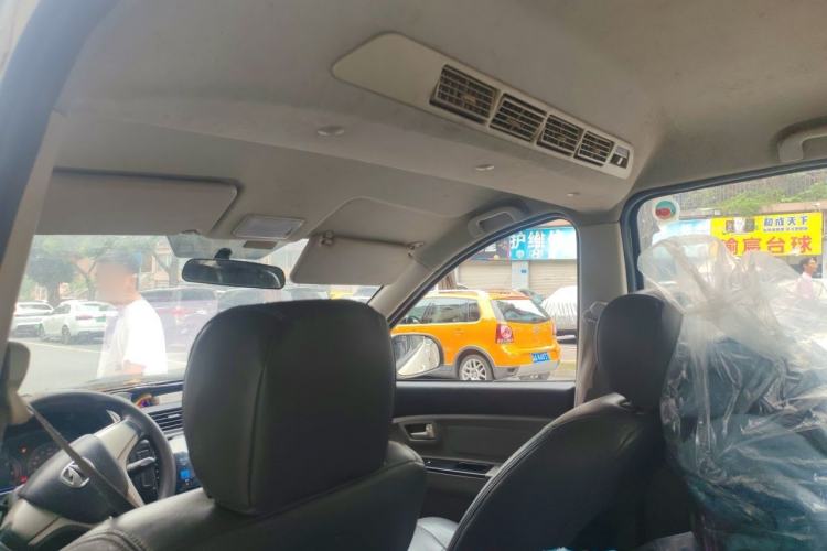 Used BAIC Weiwang M20 2014 1.5L practical type BJ415A Headliner