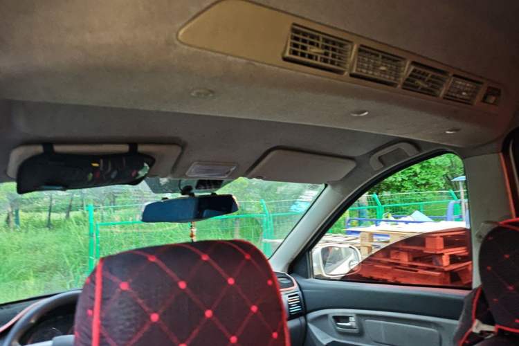 Used BAIC Weiwang M20 2014 1.5L Basic Version DAM15DL Headliner