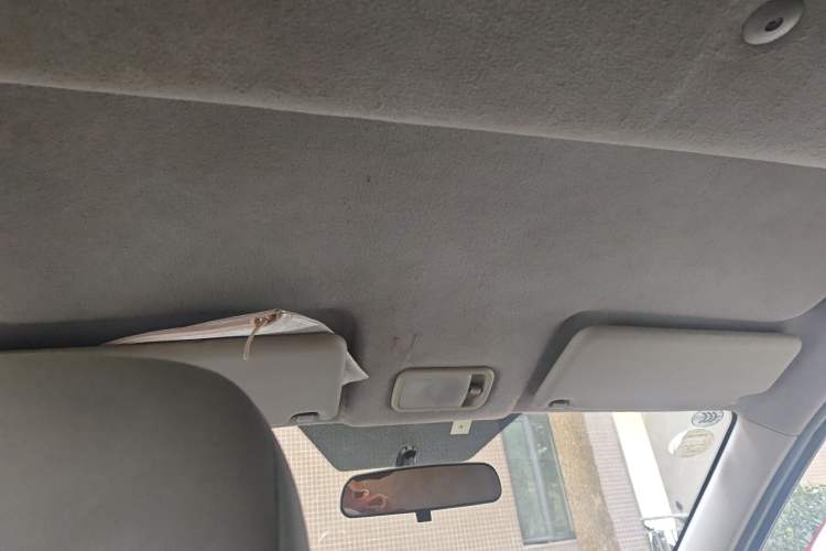 Used BAIC Weiwang M20 2014 1.5L practical type BJ415A Headliner