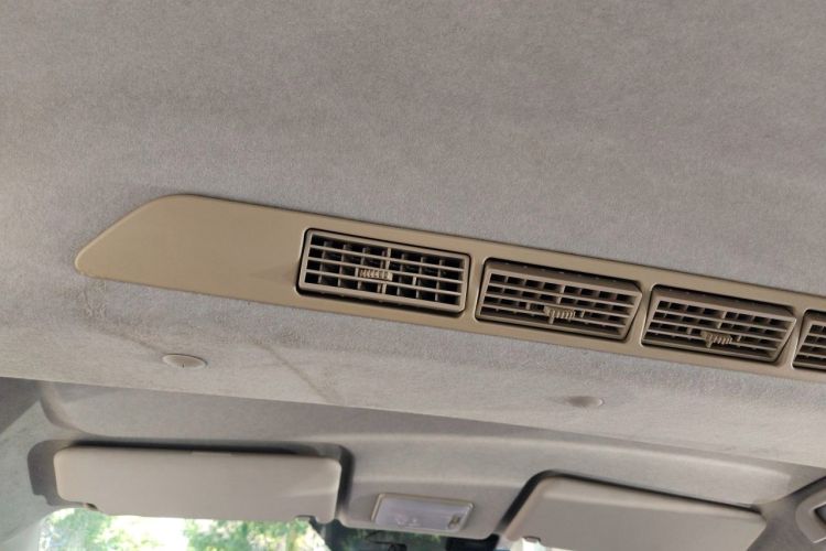 Used BAIC Weiwang M20 2014 1.5L Basic Version DAM15DL Headliner