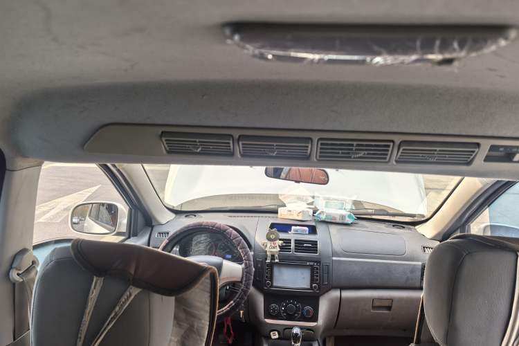Used BAIC Weiwang M20 2014 1.5L Basic Version DAM15DL Headliner