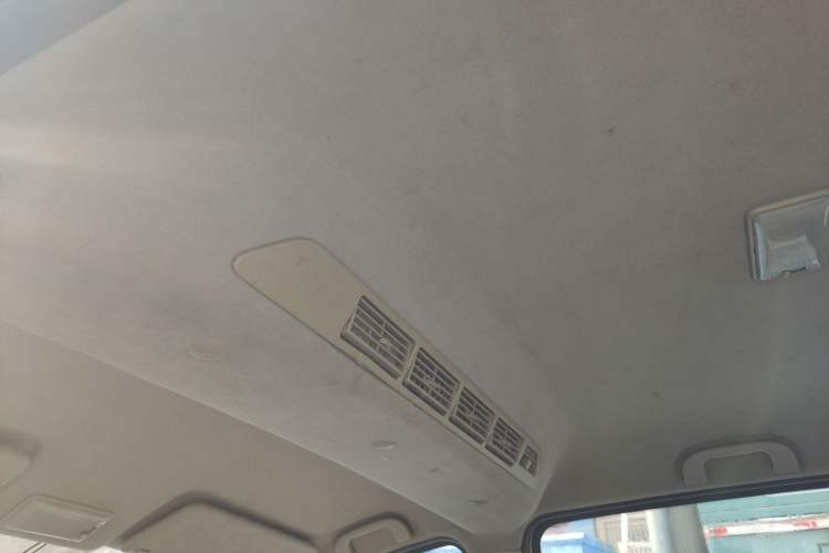Used BAIC Weiwang M20 2014 1.5L Comfort Version BJ415B Headliner