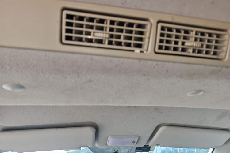 Used BAIC Weiwang M20 2014 1.5L Standard DAM15DL Headliner