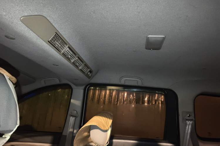 Used BAIC Weiwang M20 2014 1.5L practical type BJ415A Headliner