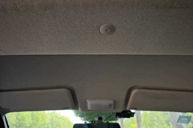 Used BAIC Weiwang M20 2014 1.5L practical type BJ415A Headliner