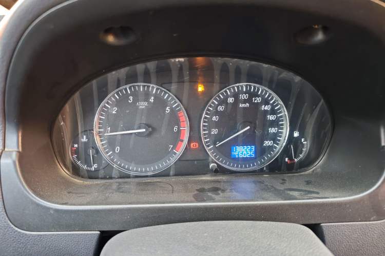 Used BAIC Weiwang M20 2014 1.5L Basic Version DAM15DL Instrument Cluster