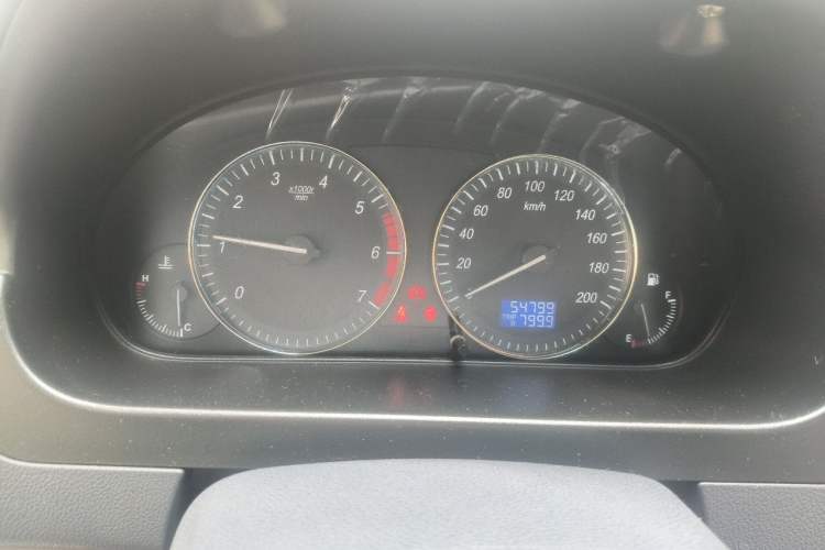Used BAIC Weiwang M20 2014 1.5L Basic Version DAM15DL Instrument Cluster