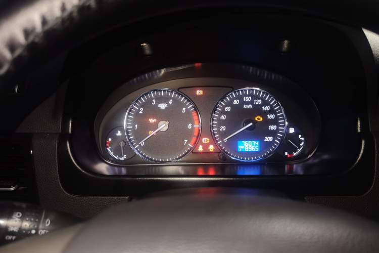 Used BAIC Weiwang M20 2014 1.5L practical type BJ415A Instrument Cluster