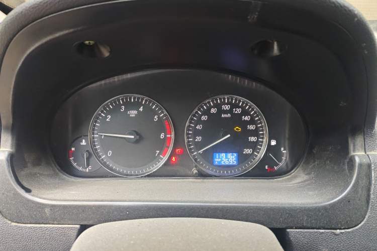 Used BAIC Weiwang M20 2014 1.5L practical type BJ415A Instrument Cluster
