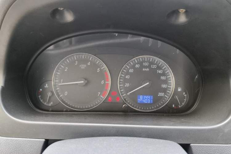Used BAIC Weiwang M20 2014 1.5L Basic Version BJ415B Instrument Cluster