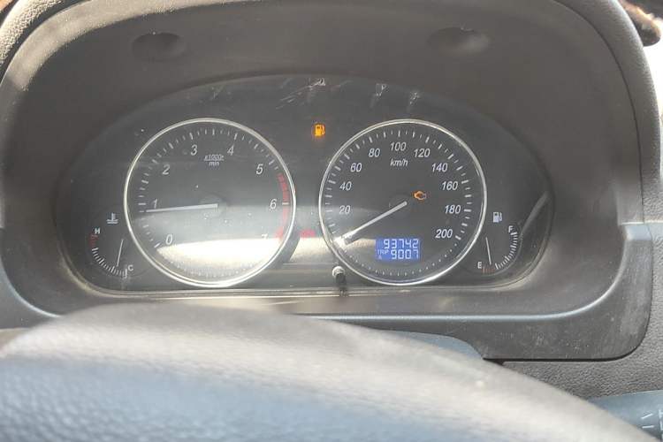 Used BAIC Weiwang M20 2014 1.5L Comfort version DAM15DL Instrument Cluster