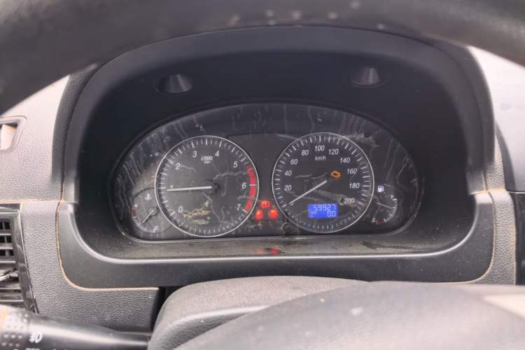 Used BAIC Weiwang M20 2014 1.5L Basic Version BJ415B Instrument Cluster