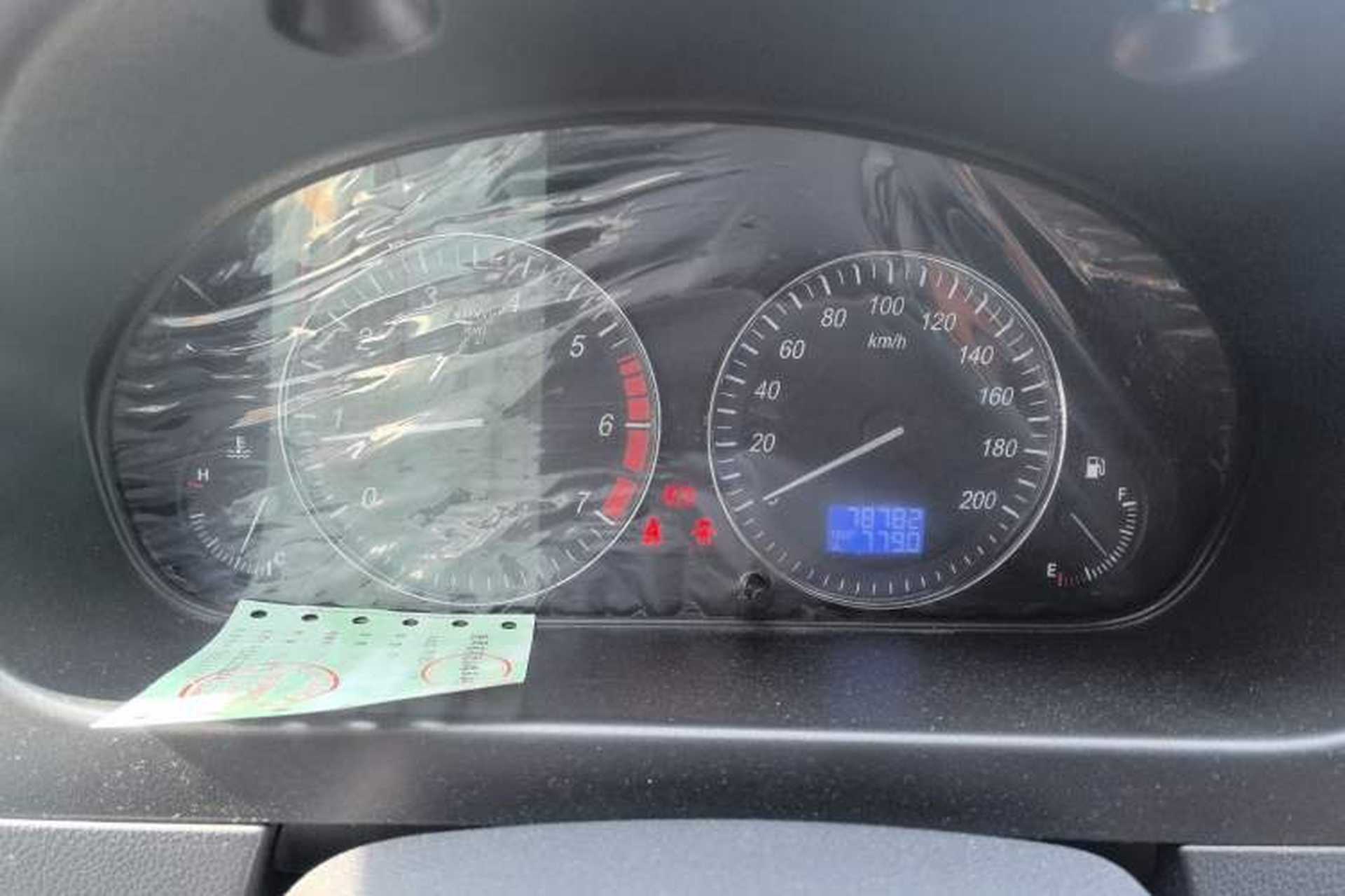 Used BAIC Weiwang M20 2014 1.5L Basic Version DAM15DL Instrument Cluster