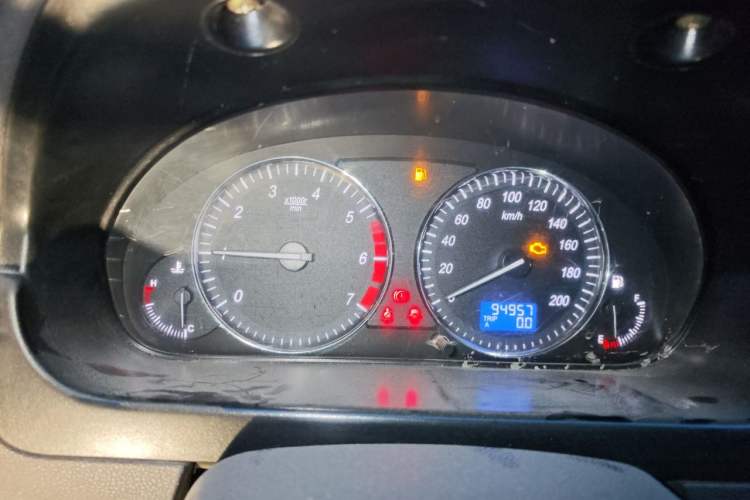 Used BAIC Weiwang M20 2014 1.5L practical type BJ415A Instrument Cluster