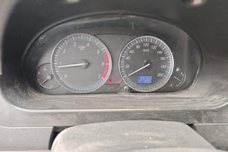 Used BAIC Weiwang M20 2014 1.5L Standard DAM15DL Instrument Cluster
