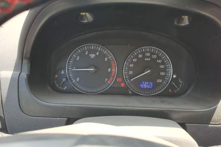 Used BAIC Weiwang M20 2014 1.5L Basic Version BJ415B Instrument Cluster