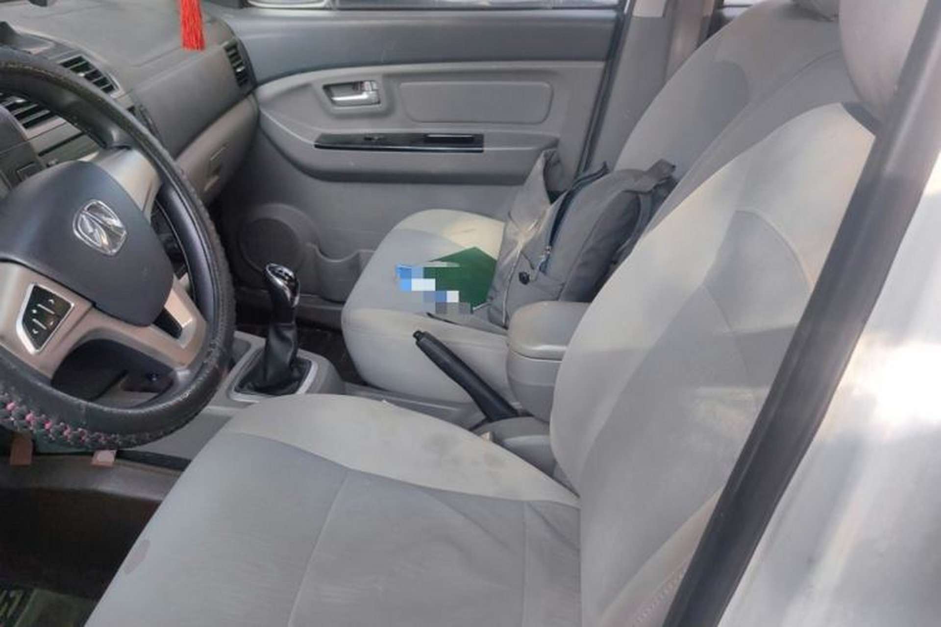 Used BAIC Weiwang M20 2014 1.5L Comfort Version BJ415B Left Front Seat