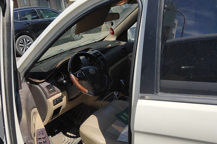 Used BAIC Weiwang M20 2014 1.5L Comfort version DAM15DL Left Front Seat