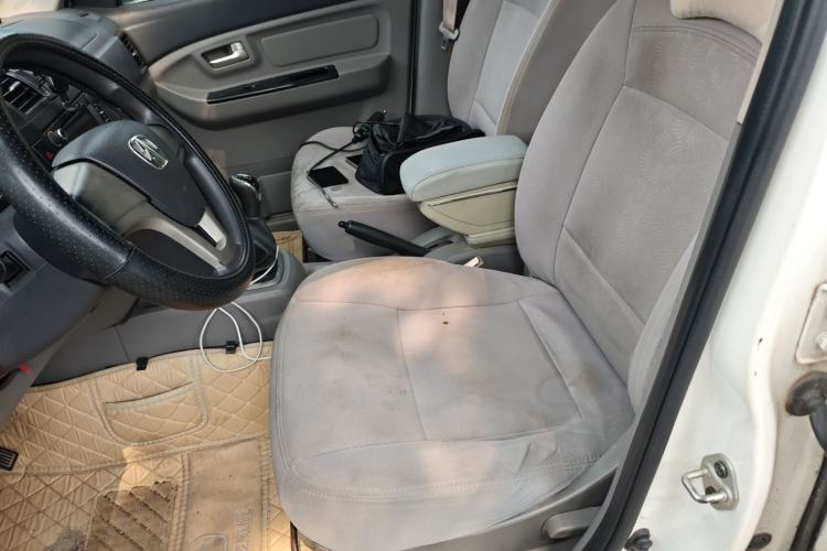 Used BAIC Weiwang M20 2014 1.5L Standard DAM15DL Left Front Seat