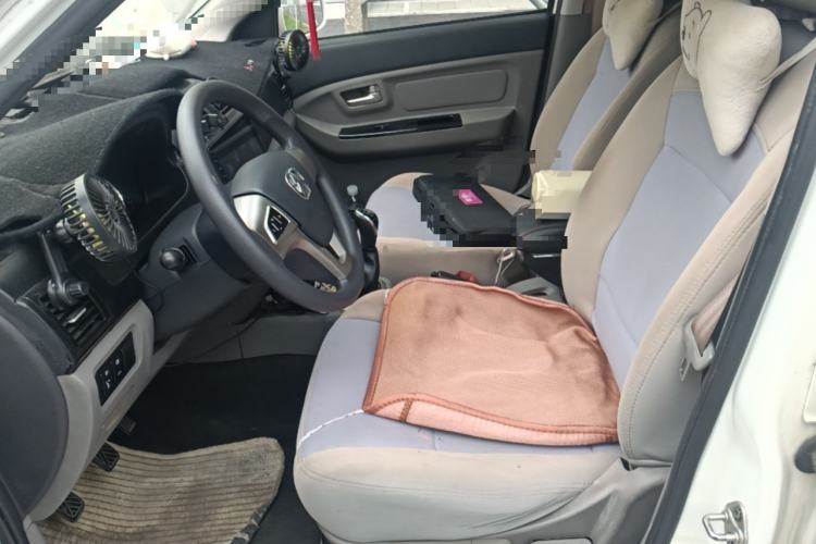 Used BAIC Weiwang M20 2014 1.5L Comfort Version BJ415B Left Front Seat