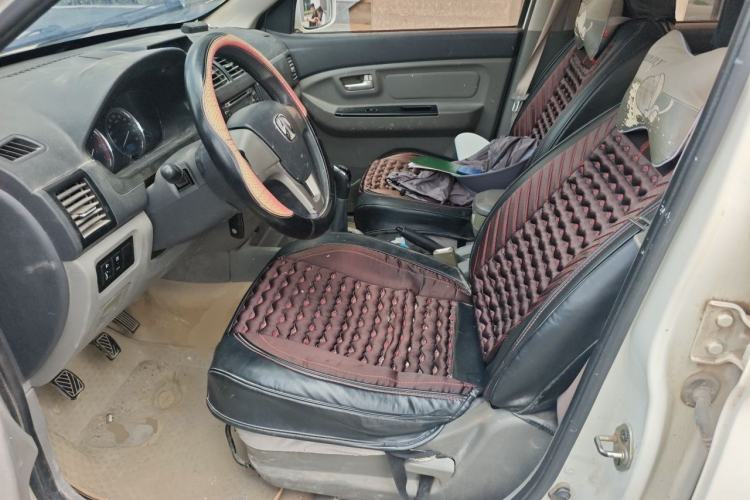 Used BAIC Weiwang M20 2014 1.5L Standard DAM15DL Left Front Seat