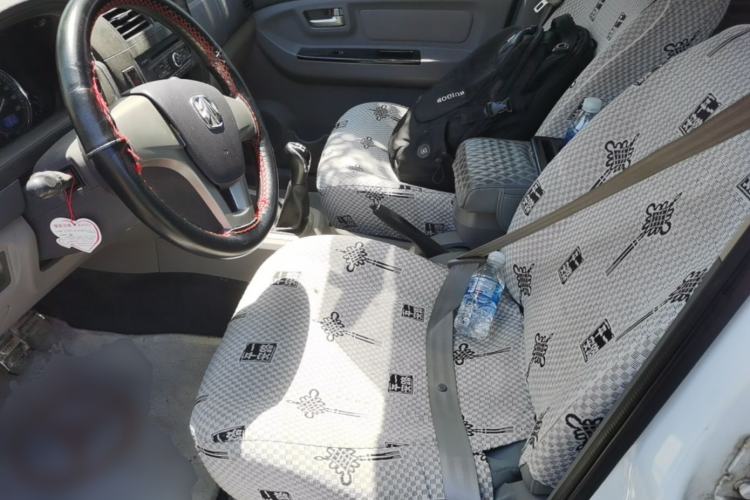 Used BAIC Weiwang M20 2014 1.5L Basic Version BJ415B Left Front Seat