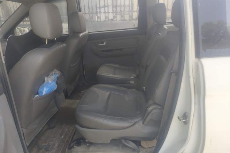 Used BAIC Weiwang M20 2014 1.5L Luxury DAM15DL Left Rear Seat